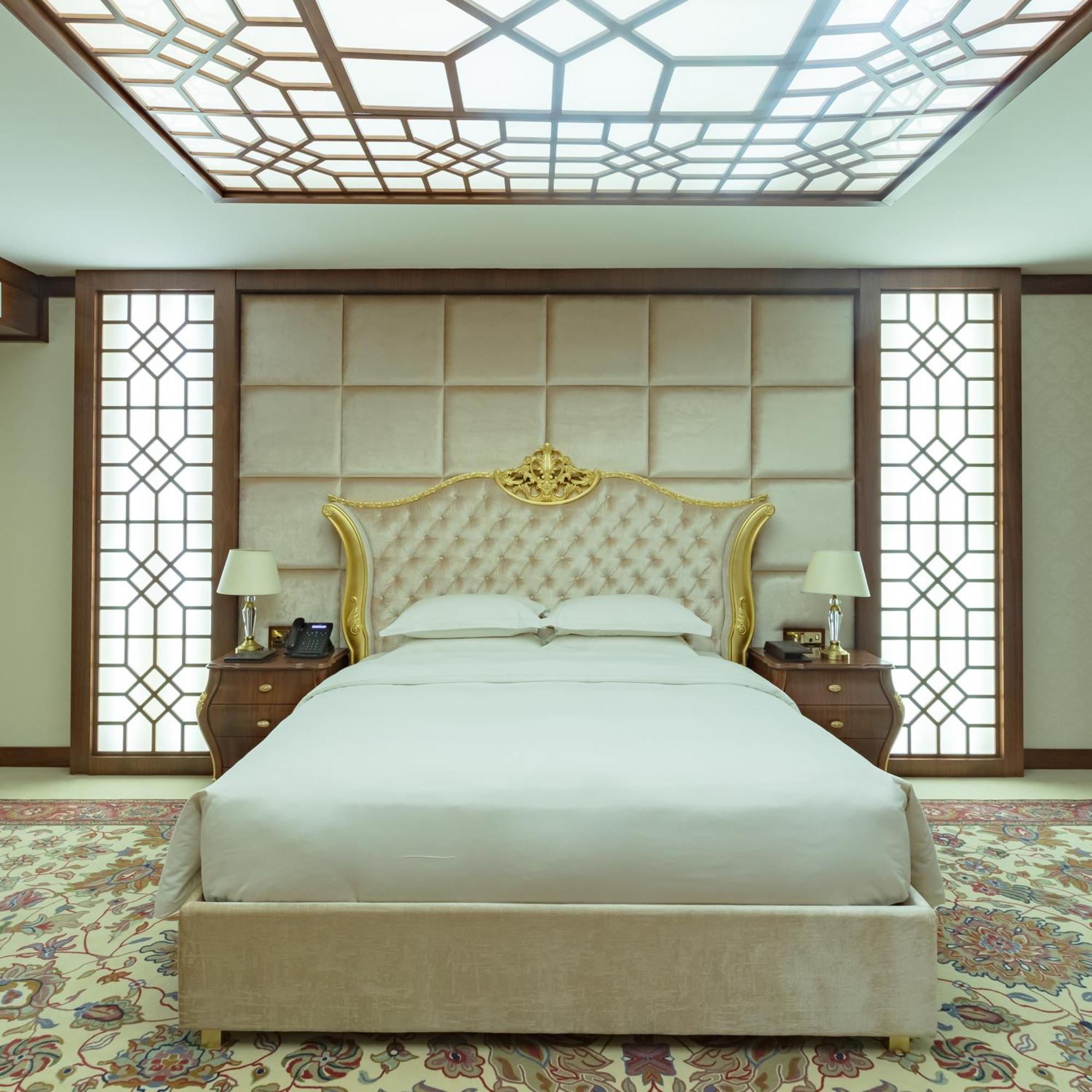 Cristal Erbil Hotel Exterior foto A bedroom